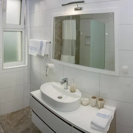 Onix Aparthotel