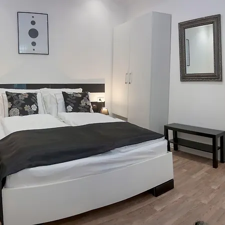 Aparthotel Onix